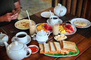 Jungle Paradise Hotel