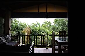 Jungle Paradise Hotel