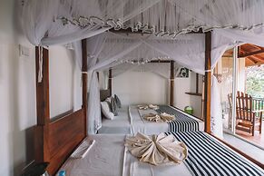Jungle Paradise Hotel