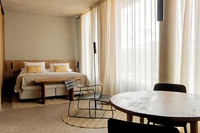 CasaChica Hotel