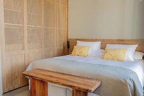 CasaChica Hotel