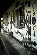 Agi Traditional