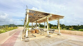 COCAY LOFTS BY SANDY POWERFUL