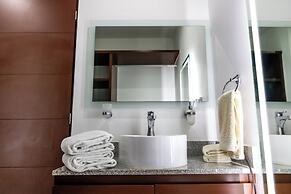 Long Island Madison - Modern Retreat