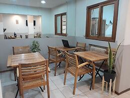 Petit Hotel