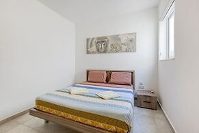 Xag ra Escape Penthouse With Views Pool Access
