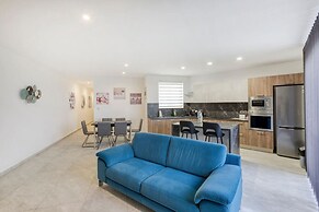 Xag ra Escape Penthouse With Views Pool Access