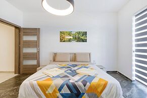 Xag ra Escape Penthouse With Views Pool Access