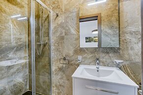 Xag ra Escape Penthouse With Views Pool Access