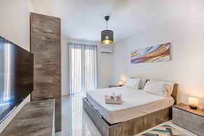 Apartment in Marsalforn Beaches Seaside Dining