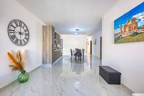 Apartment in Marsalforn Beaches Seaside Dining