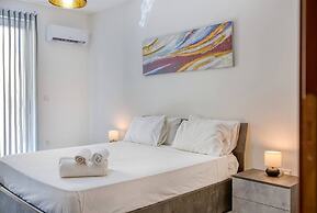 Apartment in Marsalforn Beaches Seaside Dining
