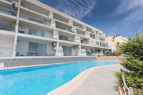 Property With Pool Access - Xaghra Near Marsalforn