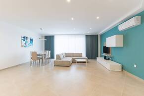 Property With Pool Access - Xaghra Near Marsalforn