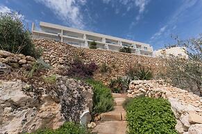 Property With Pool Access - Xaghra Near Marsalforn