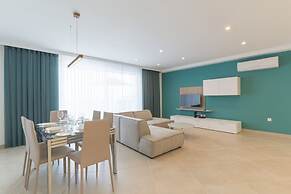 Property With Pool Access - Xaghra Near Marsalforn