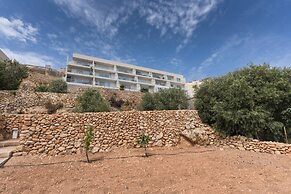 Property With Pool Access - Xaghra Near Marsalforn