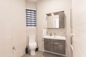 Property With Pool Access - Xaghra Near Marsalforn