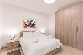 Property With Pool Access - Xaghra Near Marsalforn