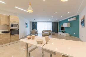 Property With Pool Access - Xaghra Near Marsalforn