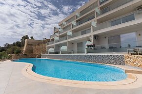 Property With Pool Access - Xaghra Near Marsalforn