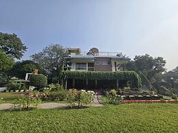 Garden Centre Resort