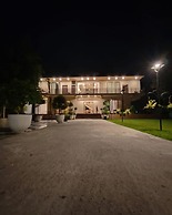 Garden Centre Resort