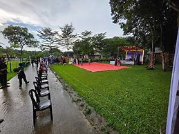 Garden Centre Resort