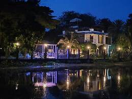 Garden Centre Resort