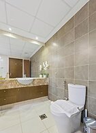 Creekside Haven 2BR Marsa Plaza DFC