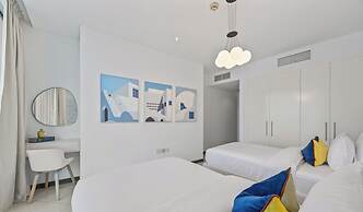 Creekside Haven 2BR Marsa Plaza DFC