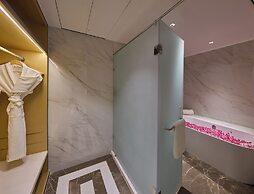 Grand Continent- A Luxury Collection Udaipur