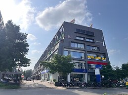 Hotel Acme Sky