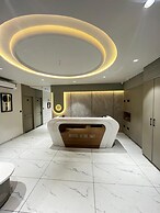 Hotel Acme Sky