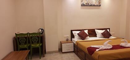Aashirvaad Bed And Breakfast Homestay