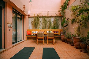 Flooka surf & yoga