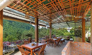 Sekumpul Guest House