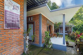 Sekumpul Guest House