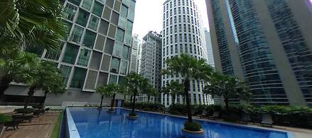 SOHO Suites KLCC by noon