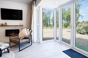 The Pig Sty - 1 Bedroom Studio - Princes Gate