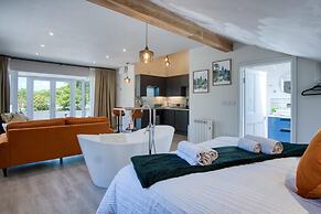 The Pig Sty - 1 Bedroom Studio - Princes Gate