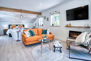 The Pig Sty - 1 Bedroom Studio - Princes Gate
