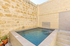 Authentic Charming Farmhouse With Pool in Gozo