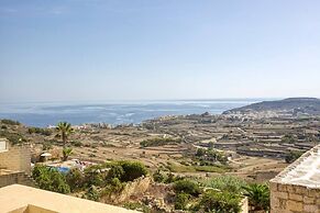 Authentic Charming Farmhouse With Pool in Gozo