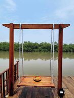 JungleBari Mangrove Resort