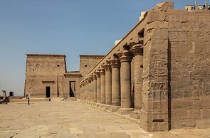 Nefri Pyramids Hotel