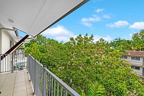 Trinity Beach Retreat With Pool and Scenic Views