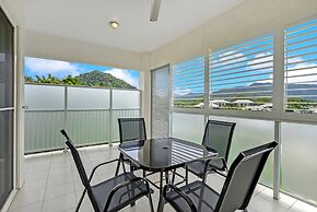 Trinity Beach Retreat With Pool and Scenic Views