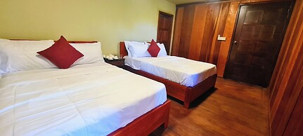 Sun&Roots Lodge Restaurant and Bar
