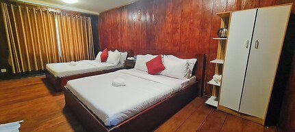 Sun&Roots Lodge Restaurant and Bar